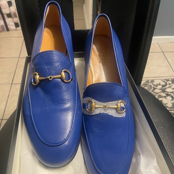 Gucci shoes. Comes with box and two dust bag - Picture 1 of 5
